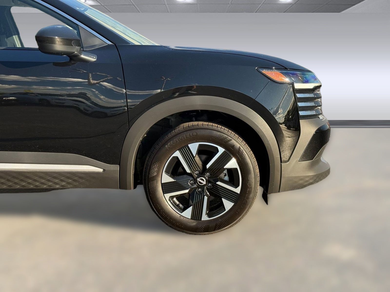 Certified 2025 Nissan Kicks SV image 10