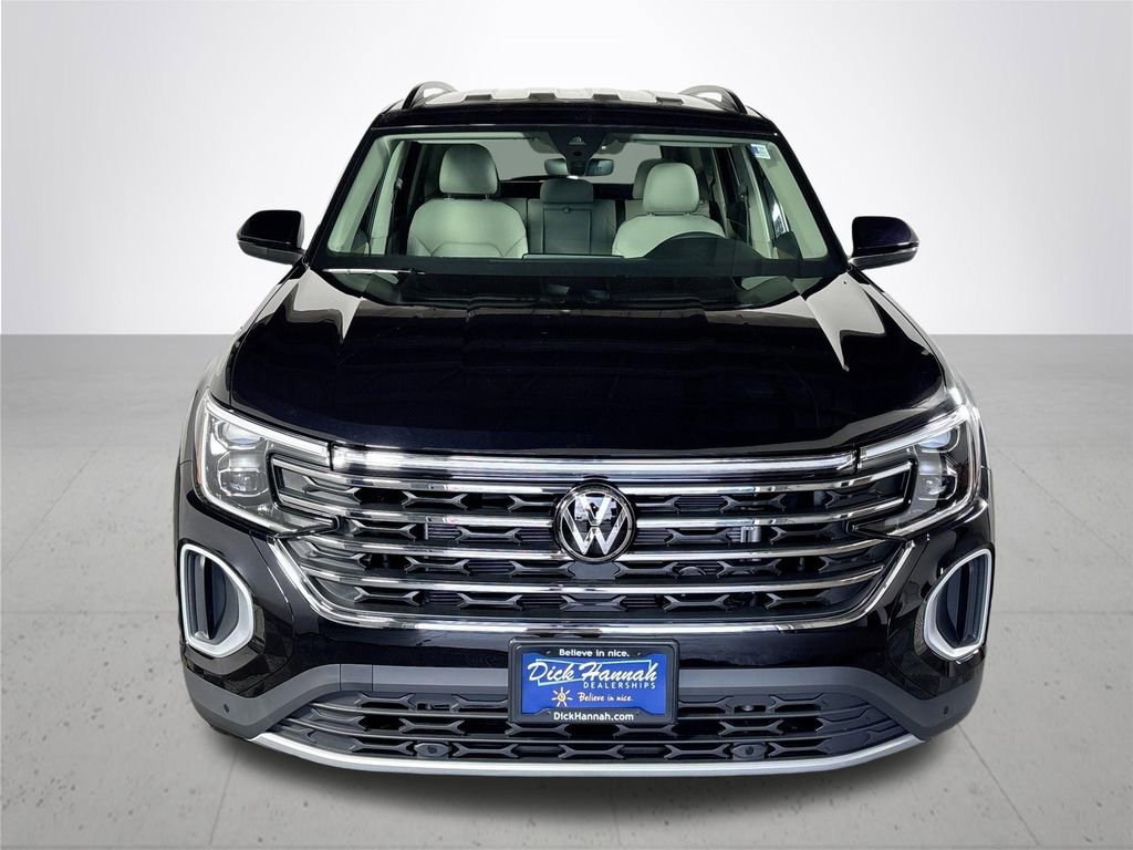New 2025 Volkswagen Atlas SE image 3