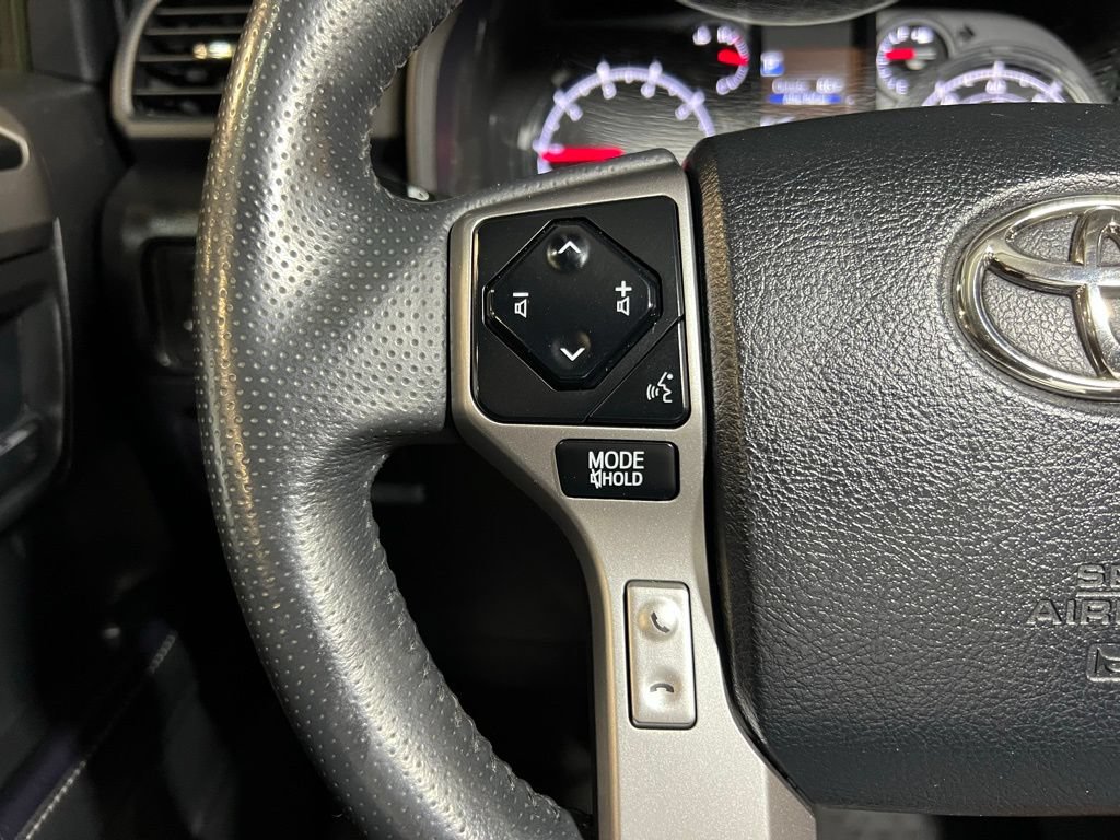 Used 2021 Toyota 4Runner SR5 Premium w/ Moonroof Package AWD/4WD image 22