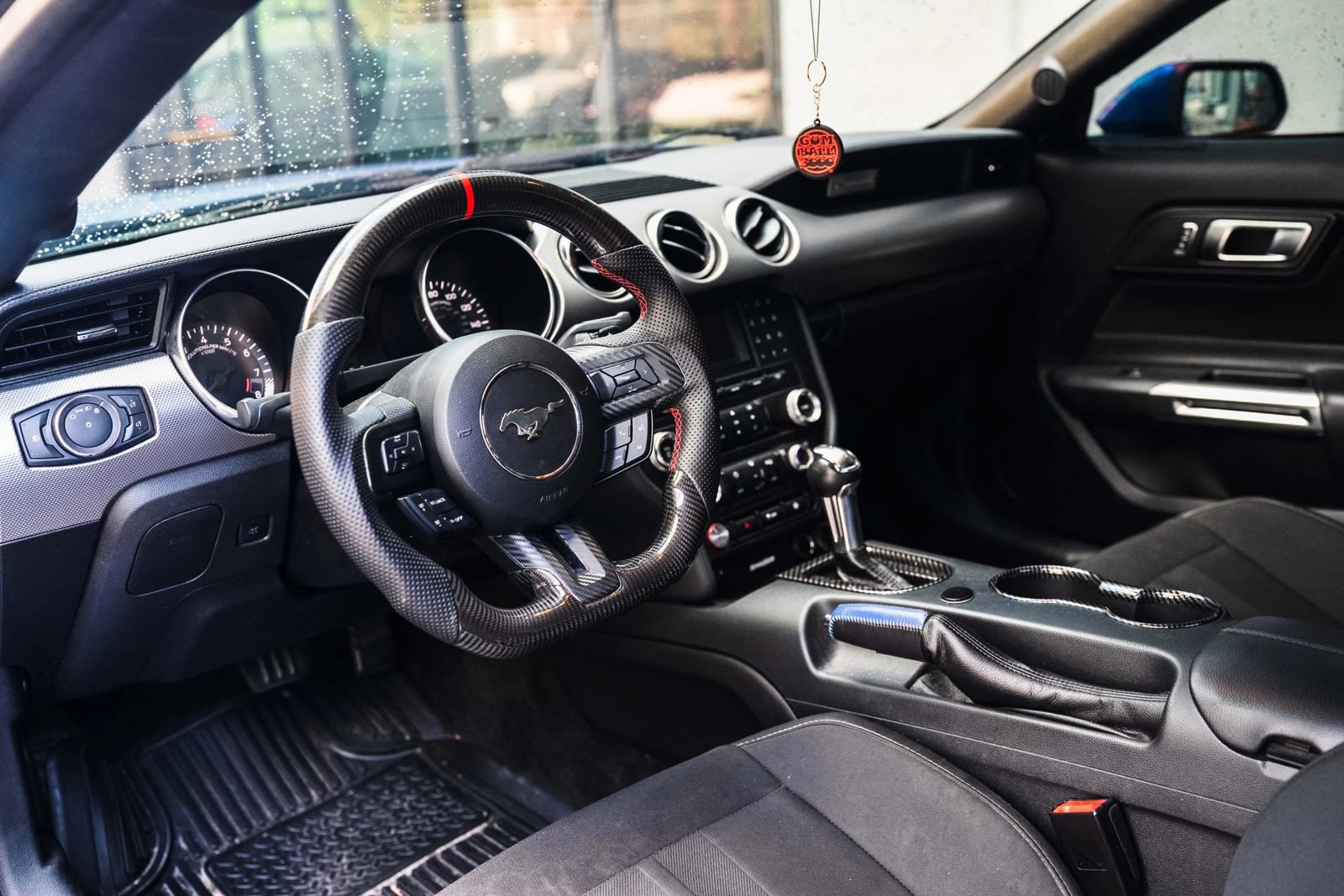 Used 2018 Ford Mustang GT w/ Black Accent Package RWD image 17