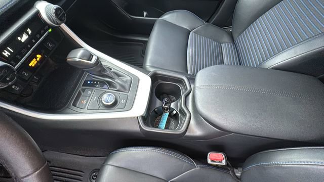 Used 2021 Toyota RAV4 XSE image 24