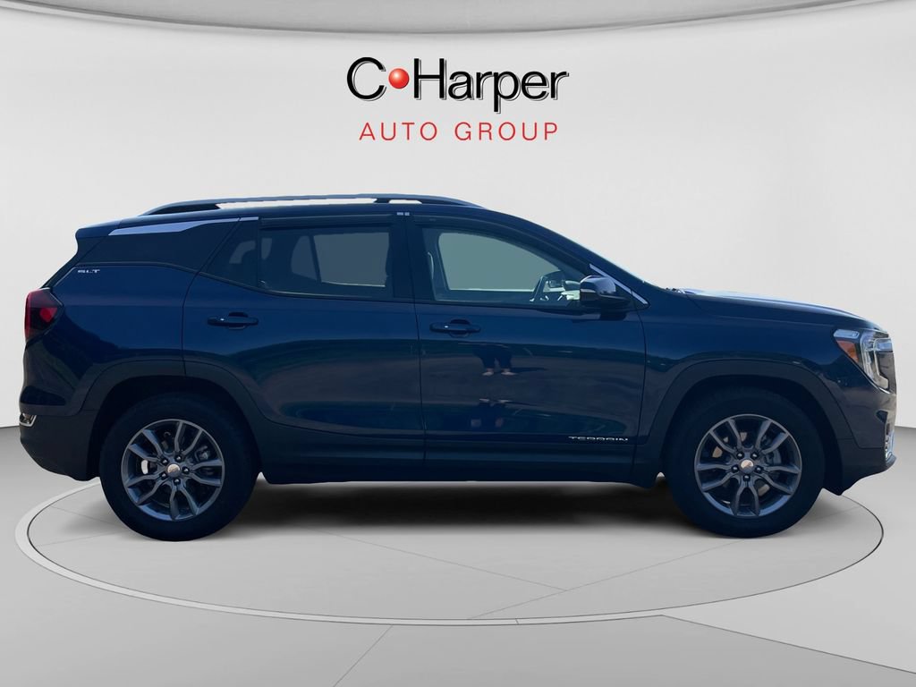 Certified 2023 GMC Terrain SLT w/ Infotainment Package II AWD/4WD image 2