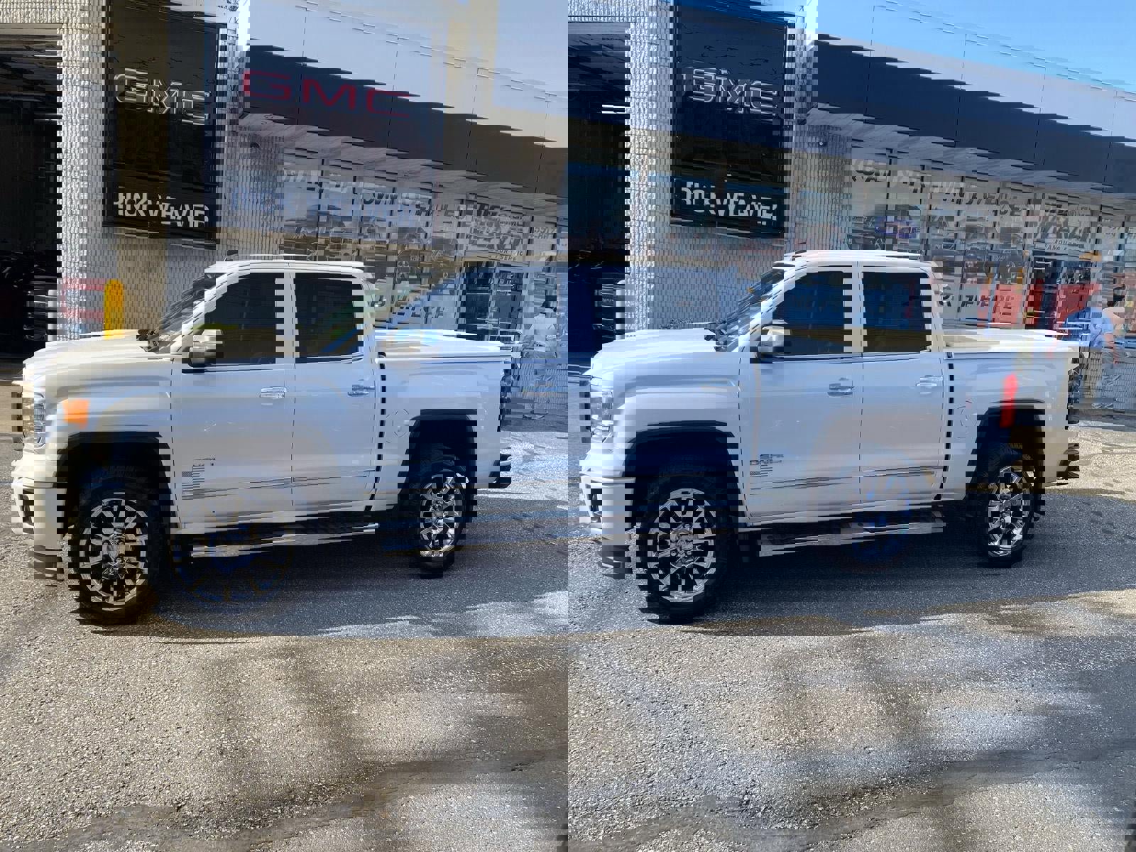 Used 2014 GMC Sierra 1500 Denali image 5