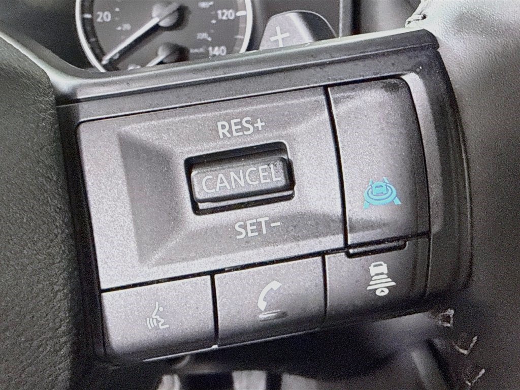 Used 2026 Nissan Rogue SV FWD image 14