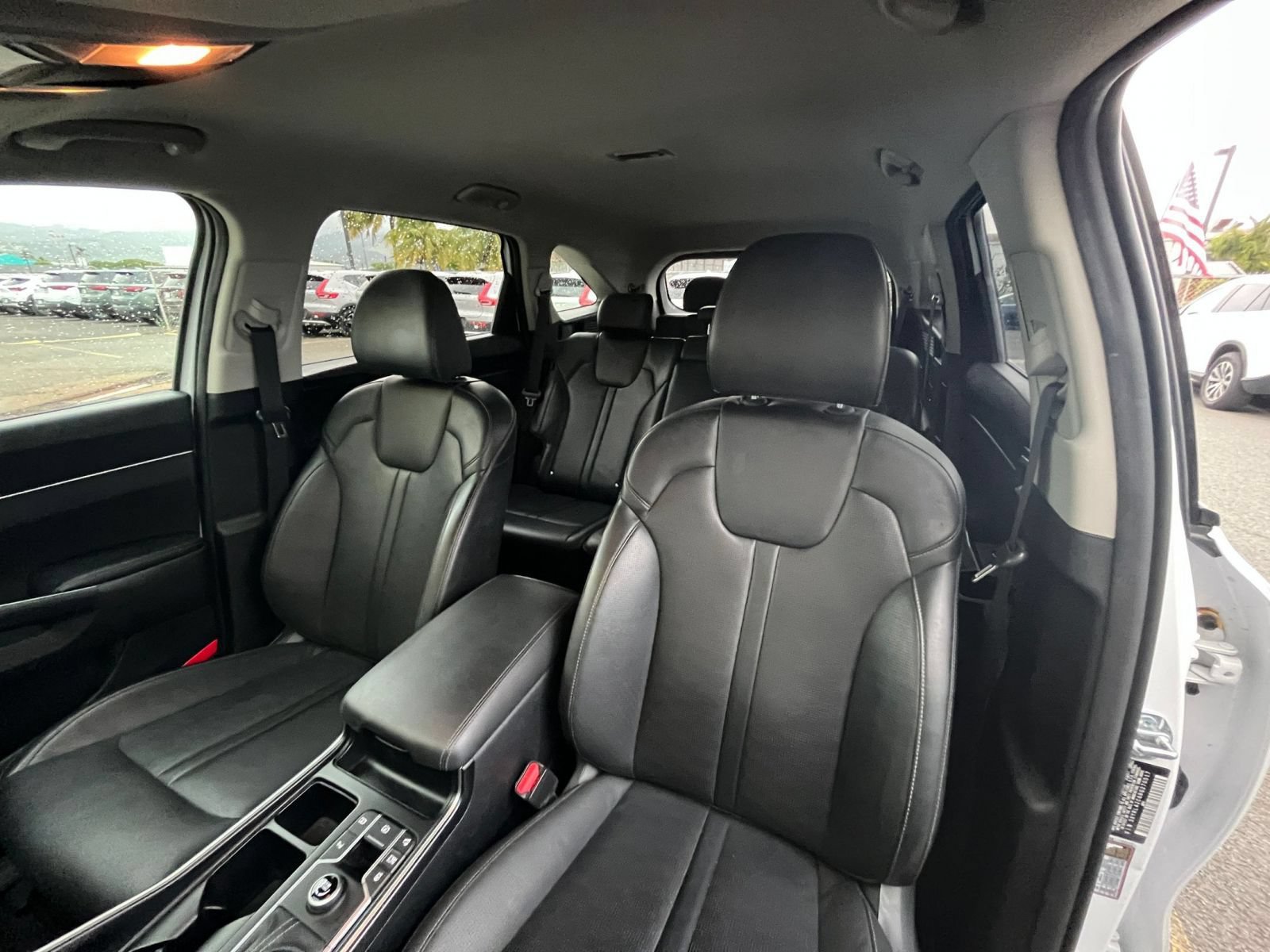 Used 2024 Kia Sorento S FWD image 38