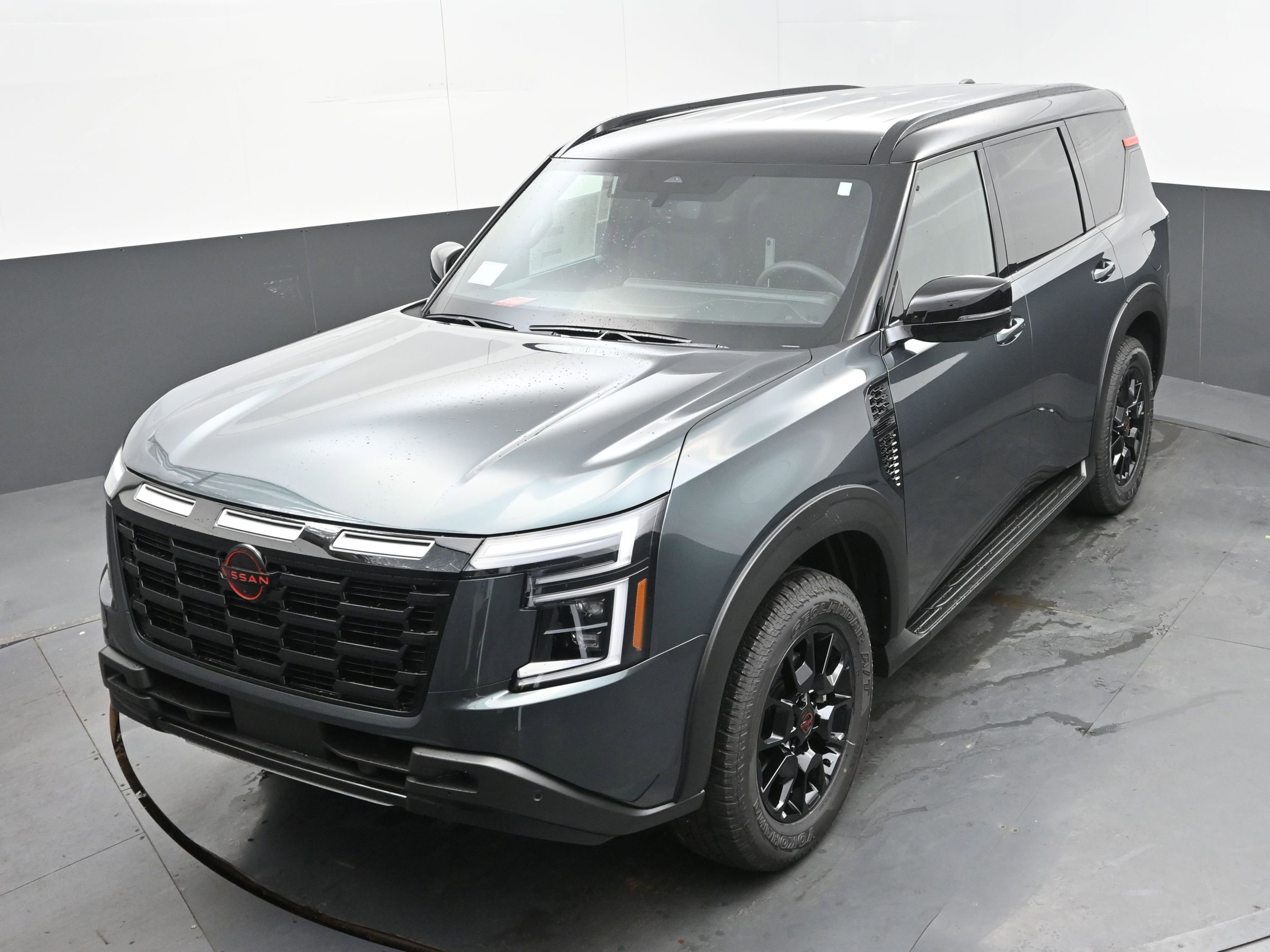 New 2025 Nissan Armada PRO-4X image 32