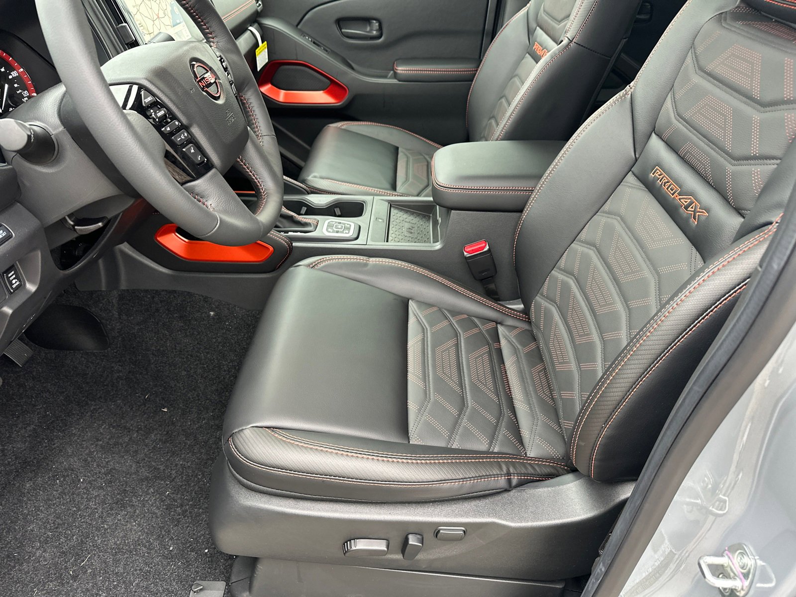 New 2026 Nissan Frontier PRO-4X w/ Pro Premium Package image 9