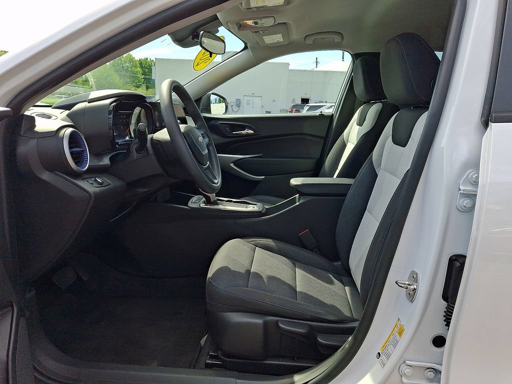 Certified 2024 Chevrolet Trax LS FWD image 13