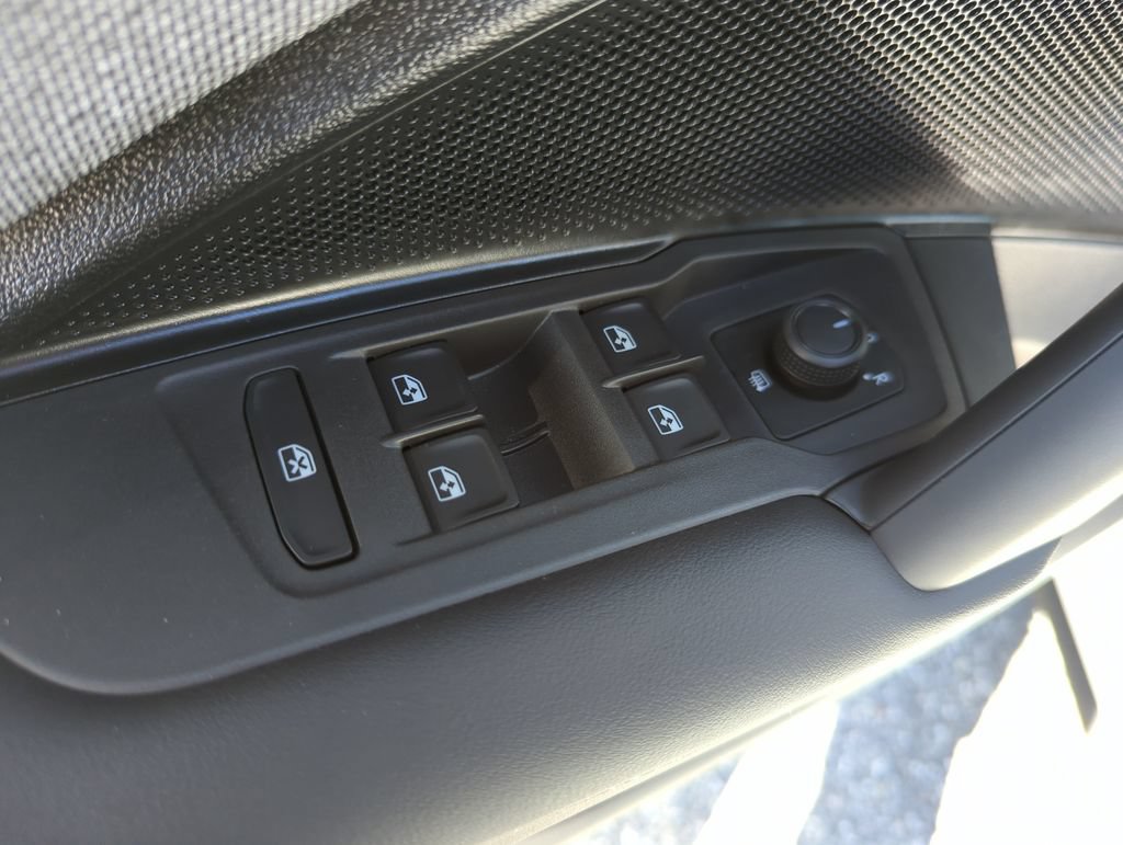 New 2026 Volkswagen Tiguan S AWD/4WD image 25