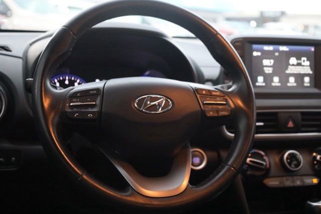 Used 2021 Hyundai Kona SEL Plus w/ Cargo Package image 31