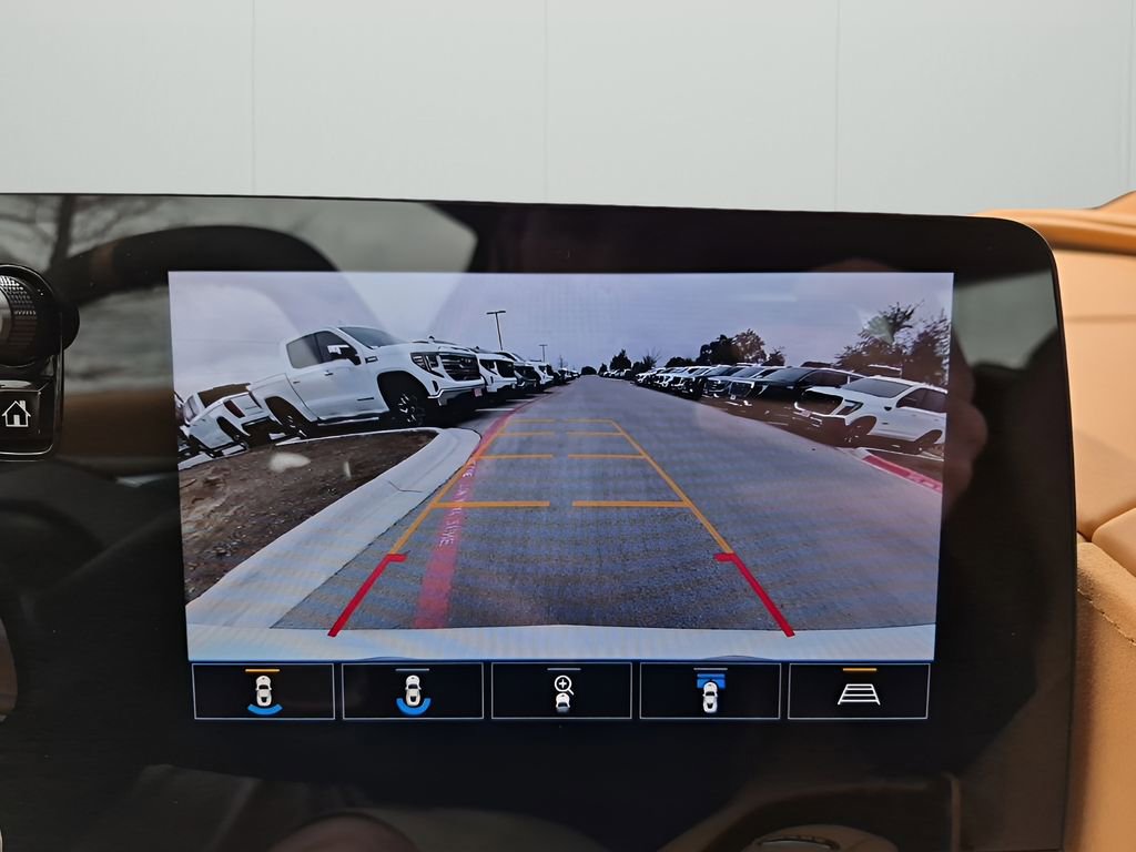 Used 2022 Chevrolet Corvette Stingray Premium Cpe w/ Engine Appearance Package image 37