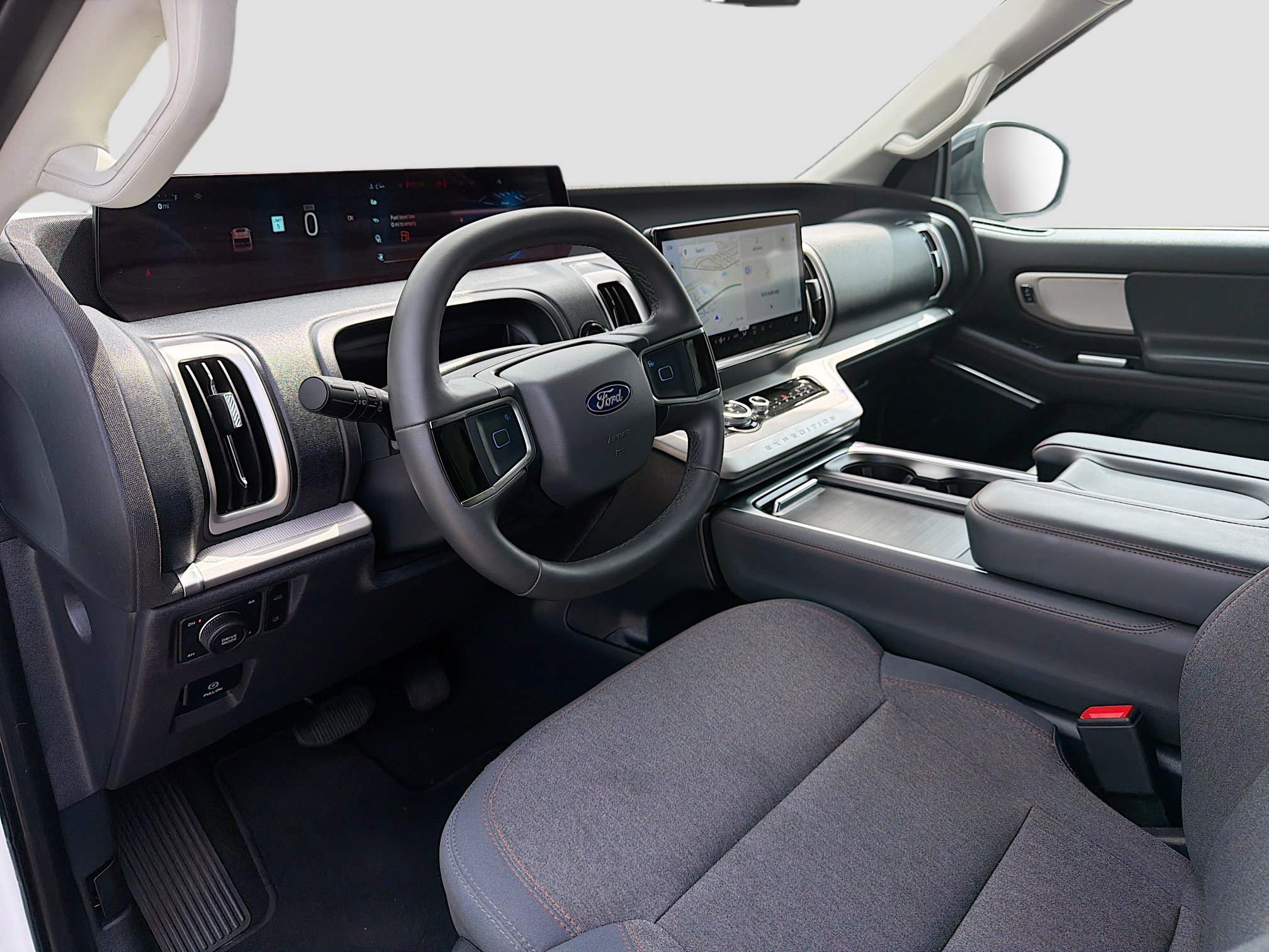 Used 2025 Ford Expedition Active image 28