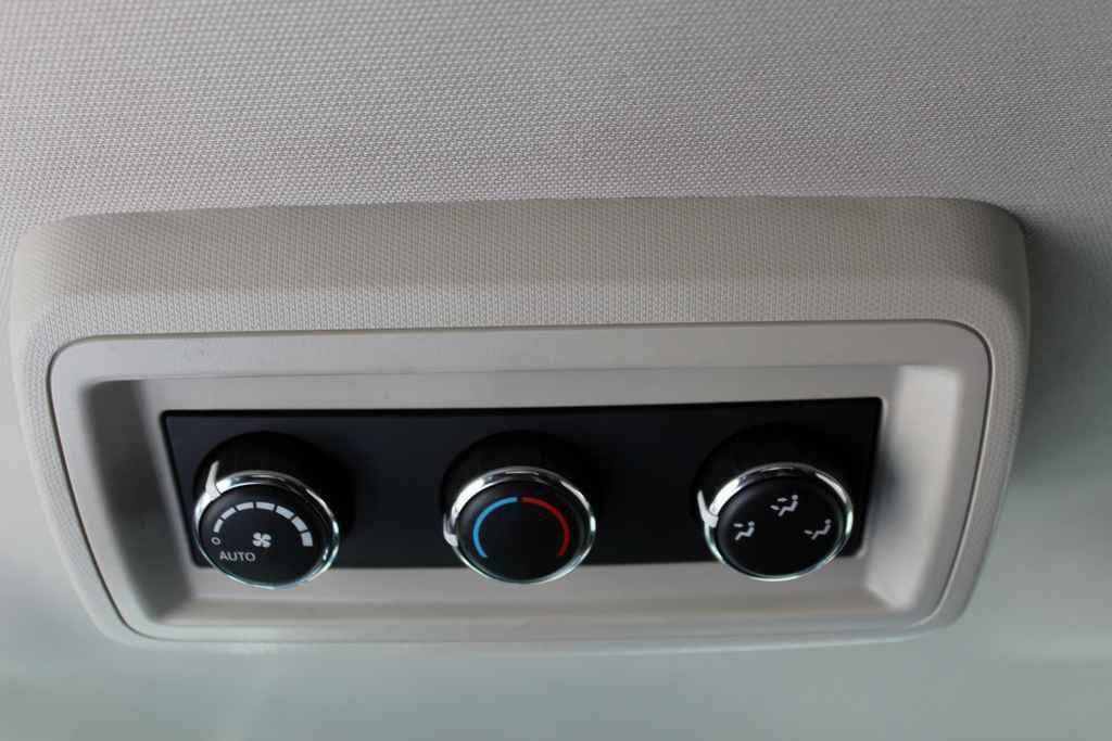 Used 2019 Dodge Journey GT image 31