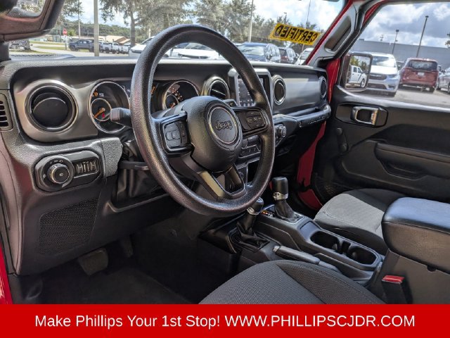 Certified 2022 Jeep Wrangler Sport AWD/4WD image 14