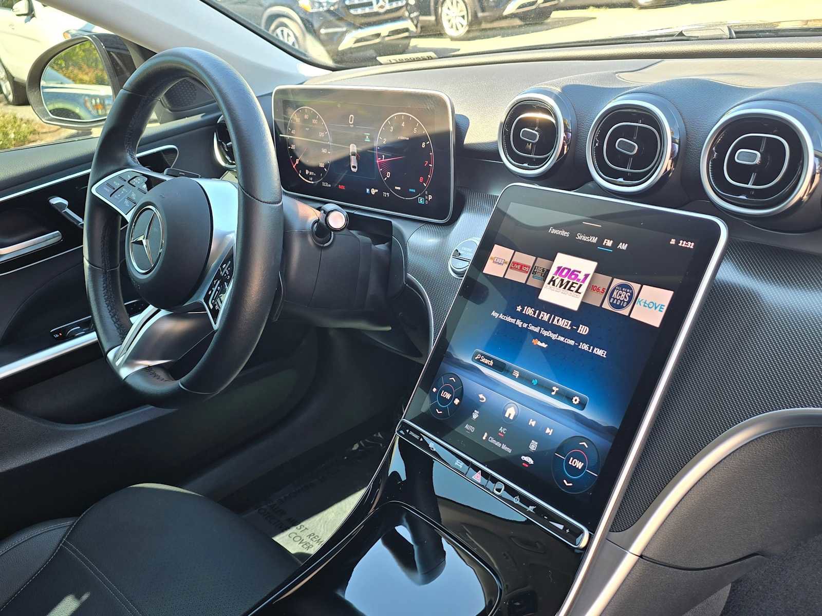 Used 2025 Mercedes-Benz C 300 Sedan image 10