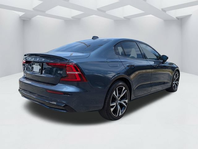 Certified 2025 Volvo S60 B5 Core FWD image 5
