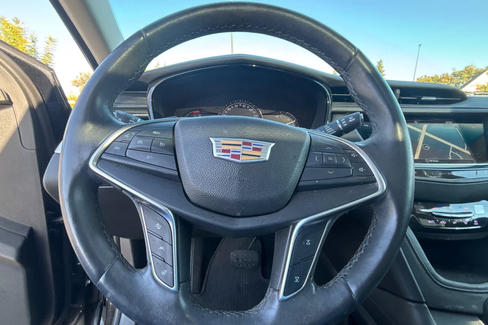 Used 2017 Cadillac XT5 Luxury w/ Driver Awareness Package FWD image 26