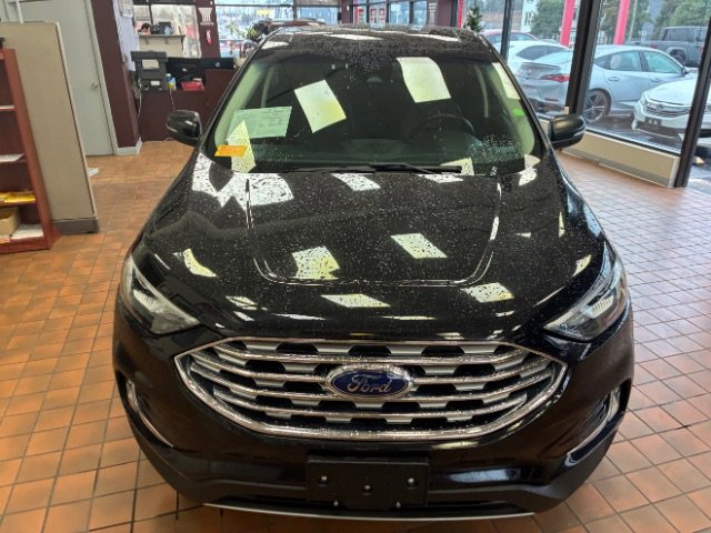 Used 2020 Ford Edge Titanium AWD/4WD image 5