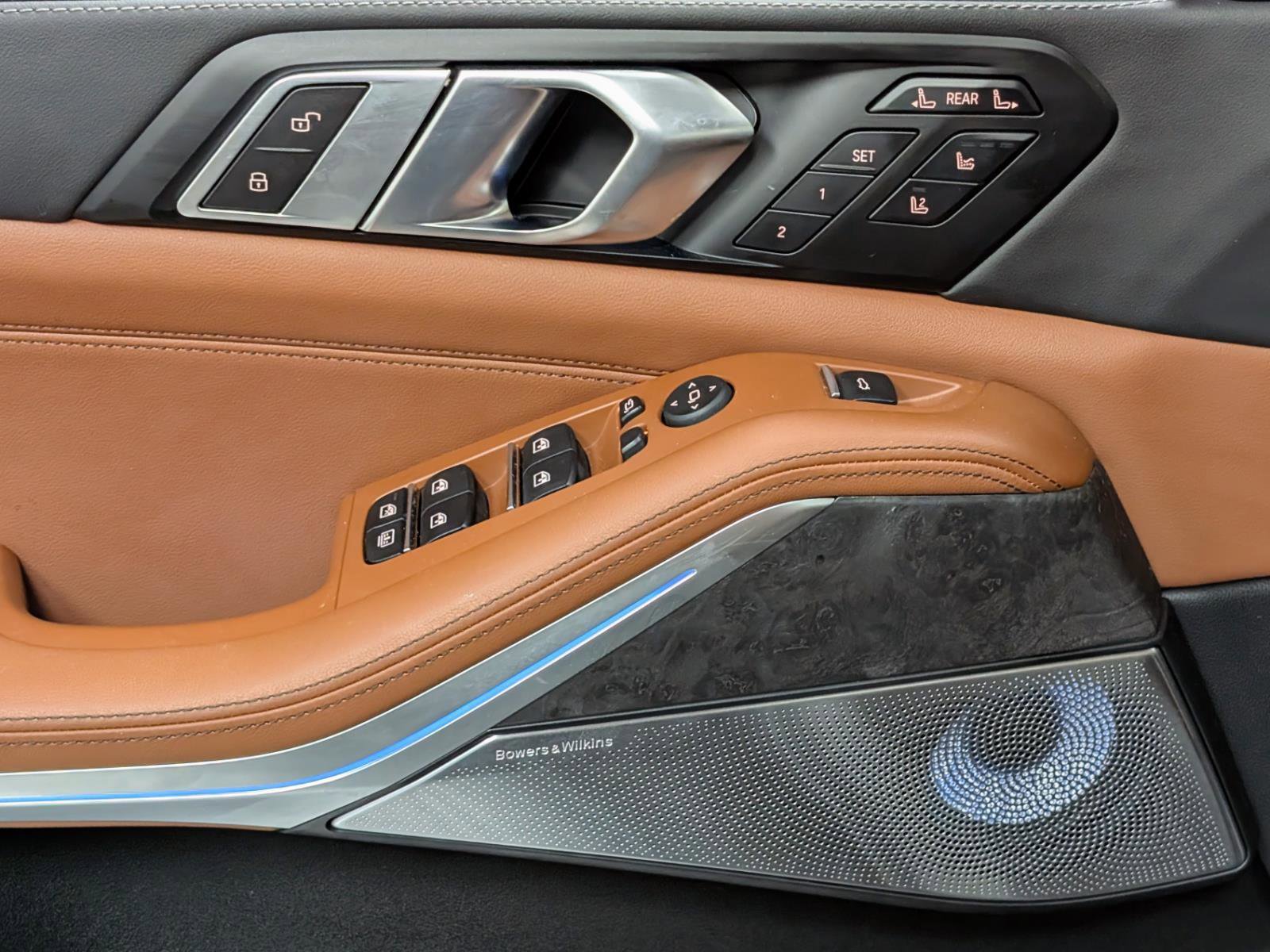 Used 2026 BMW X7 xDrive40i w/ Executive Package image 14