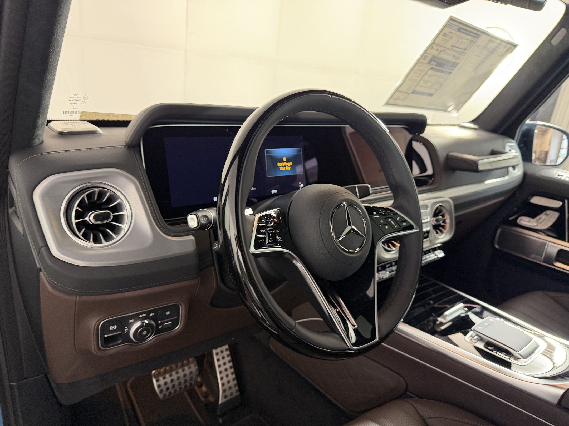 New 2027 Mercedes-Benz G 580 e image 4
