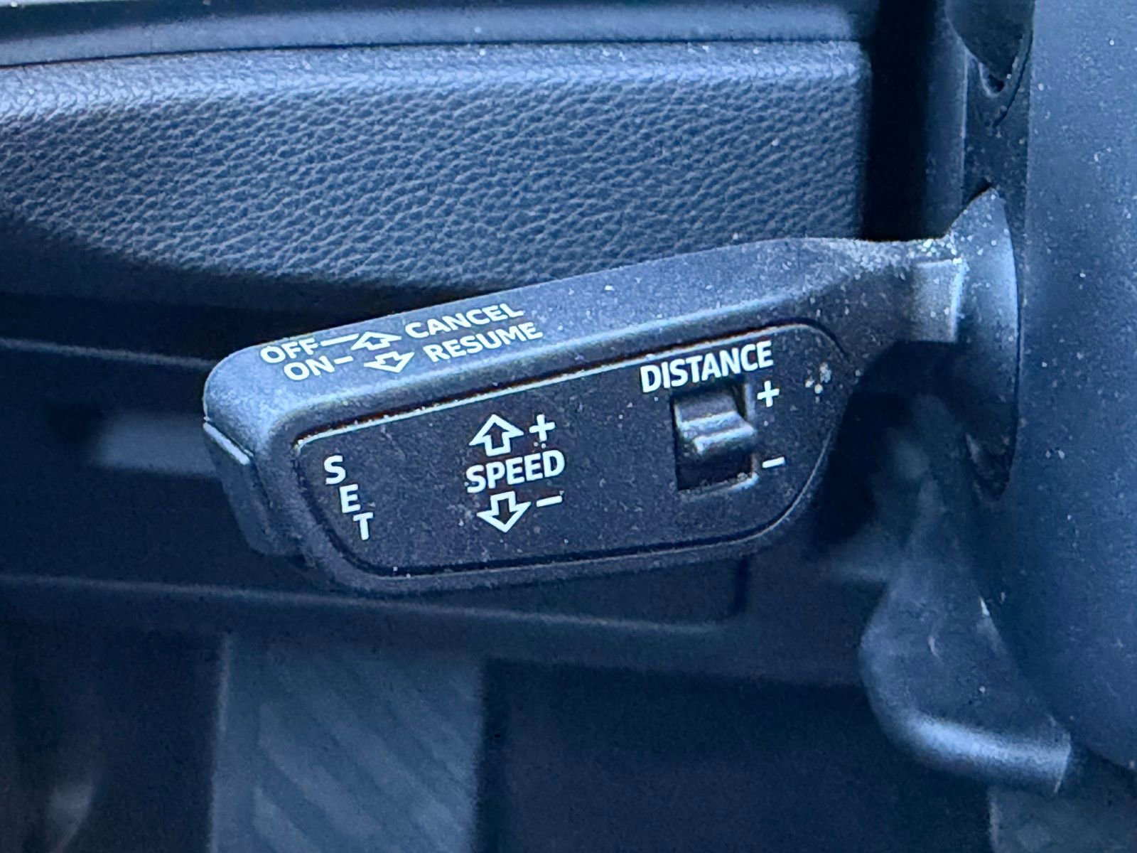 Used 2025 Audi Q3 2.0T Premium image 14