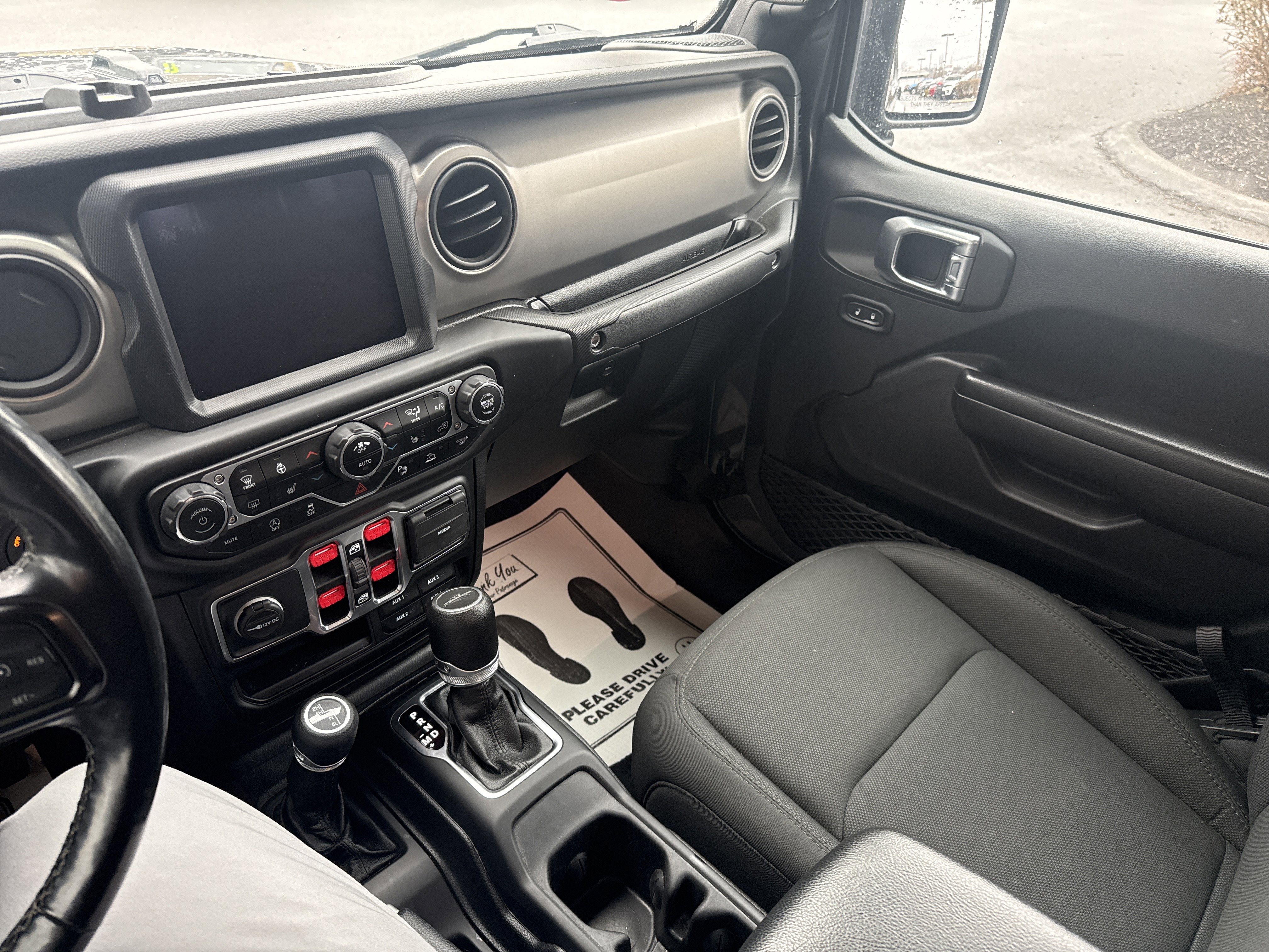 Used 2021 Jeep Gladiator Willys image 22