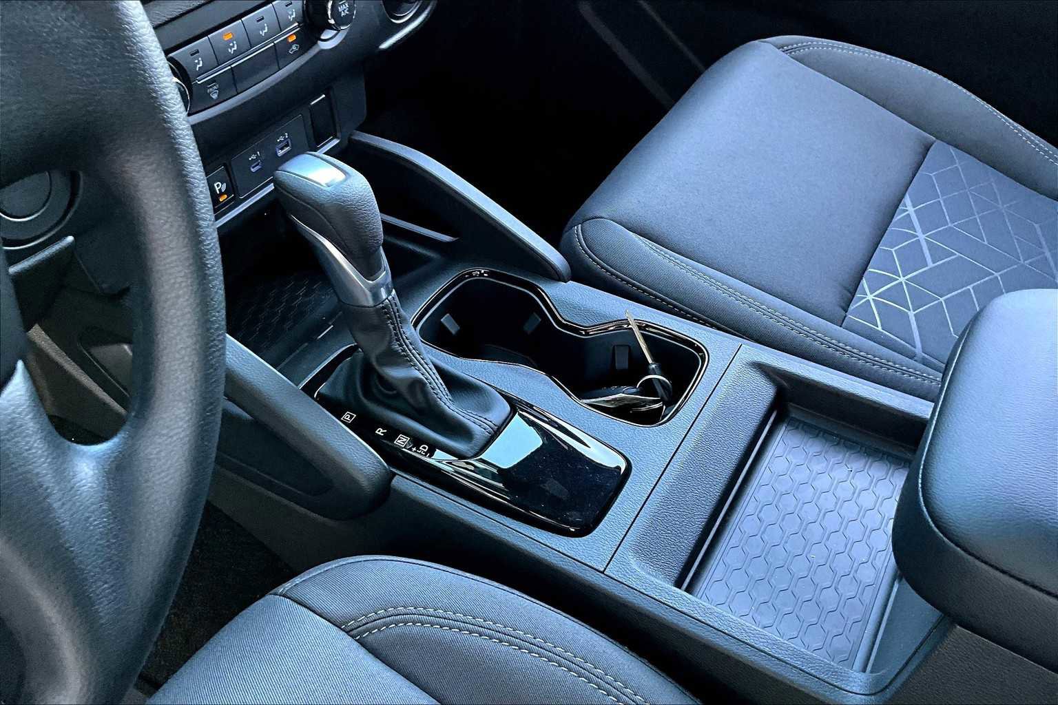 New 2026 Nissan Frontier SV image 7