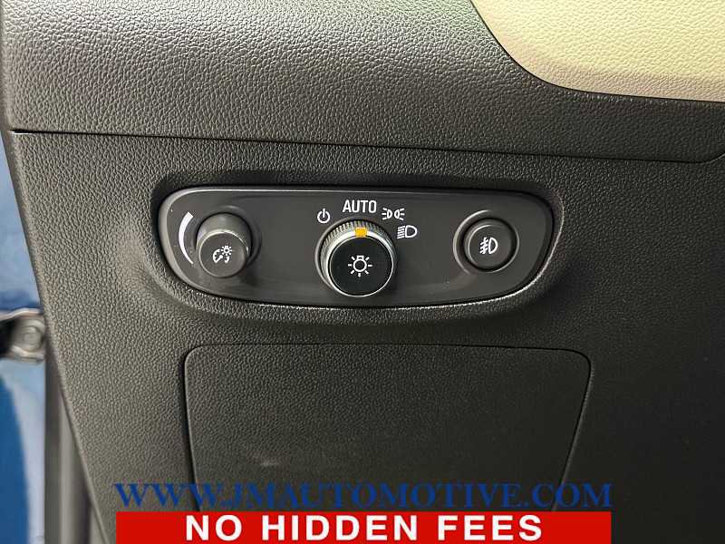 Used 2021 Buick Encore GX Preferred w/ Cold Weather Comfort Package image 33