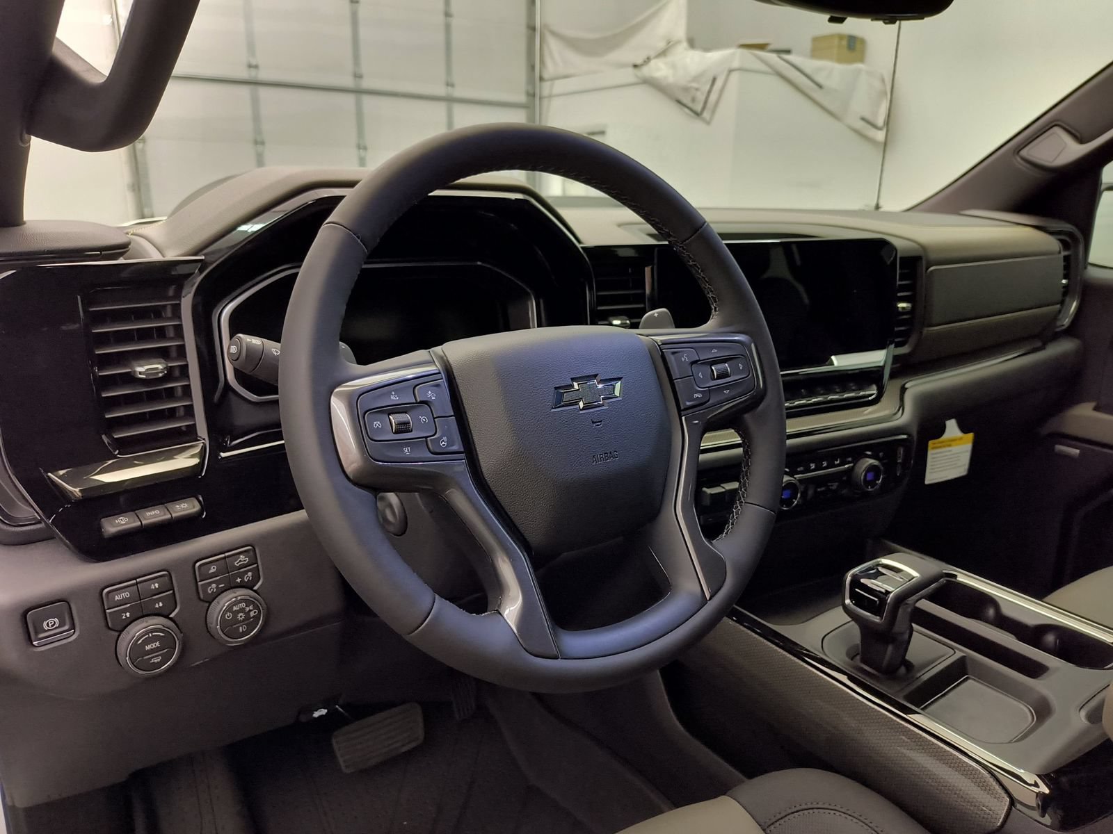 New 2026 Chevrolet Silverado 1500 ZR2 AWD/4WD image 4