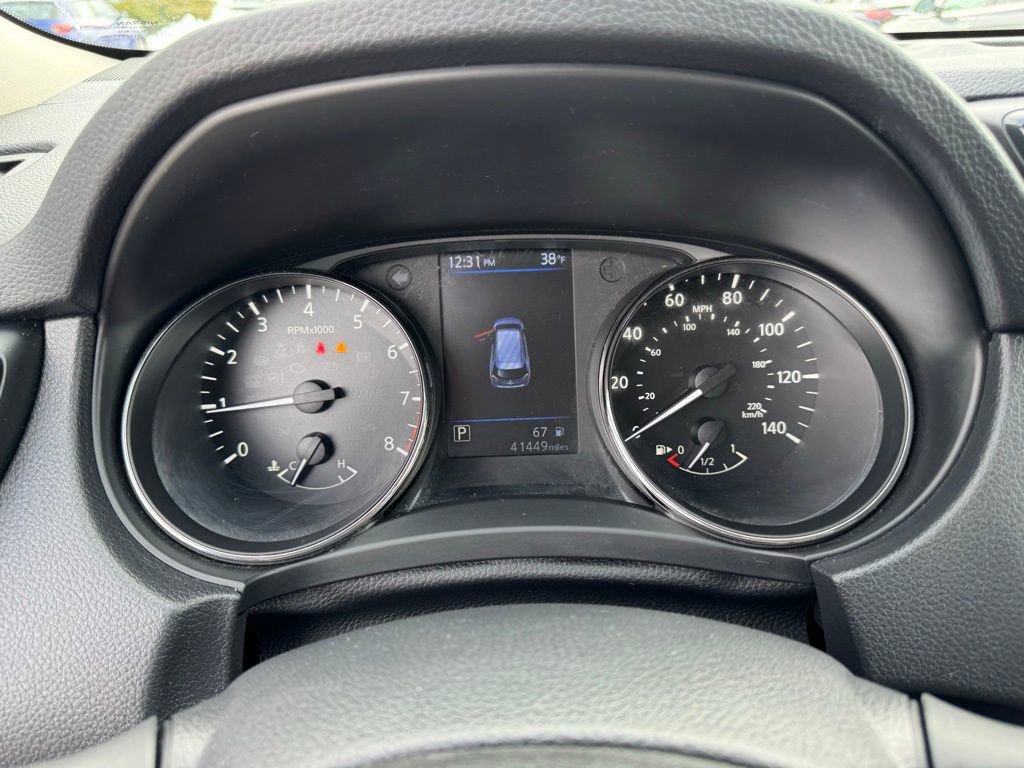 Used 2019 Nissan Rogue S image 23