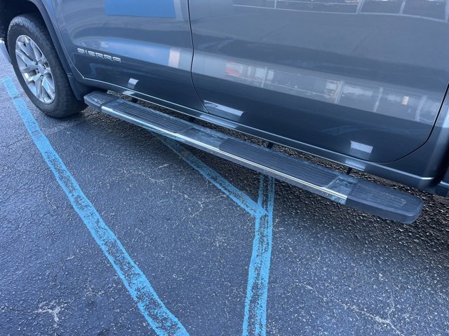 Used 2021 GMC Sierra 1500 SLT image 32