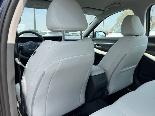 New 2026 Hyundai Sonata SEL FWD image 28