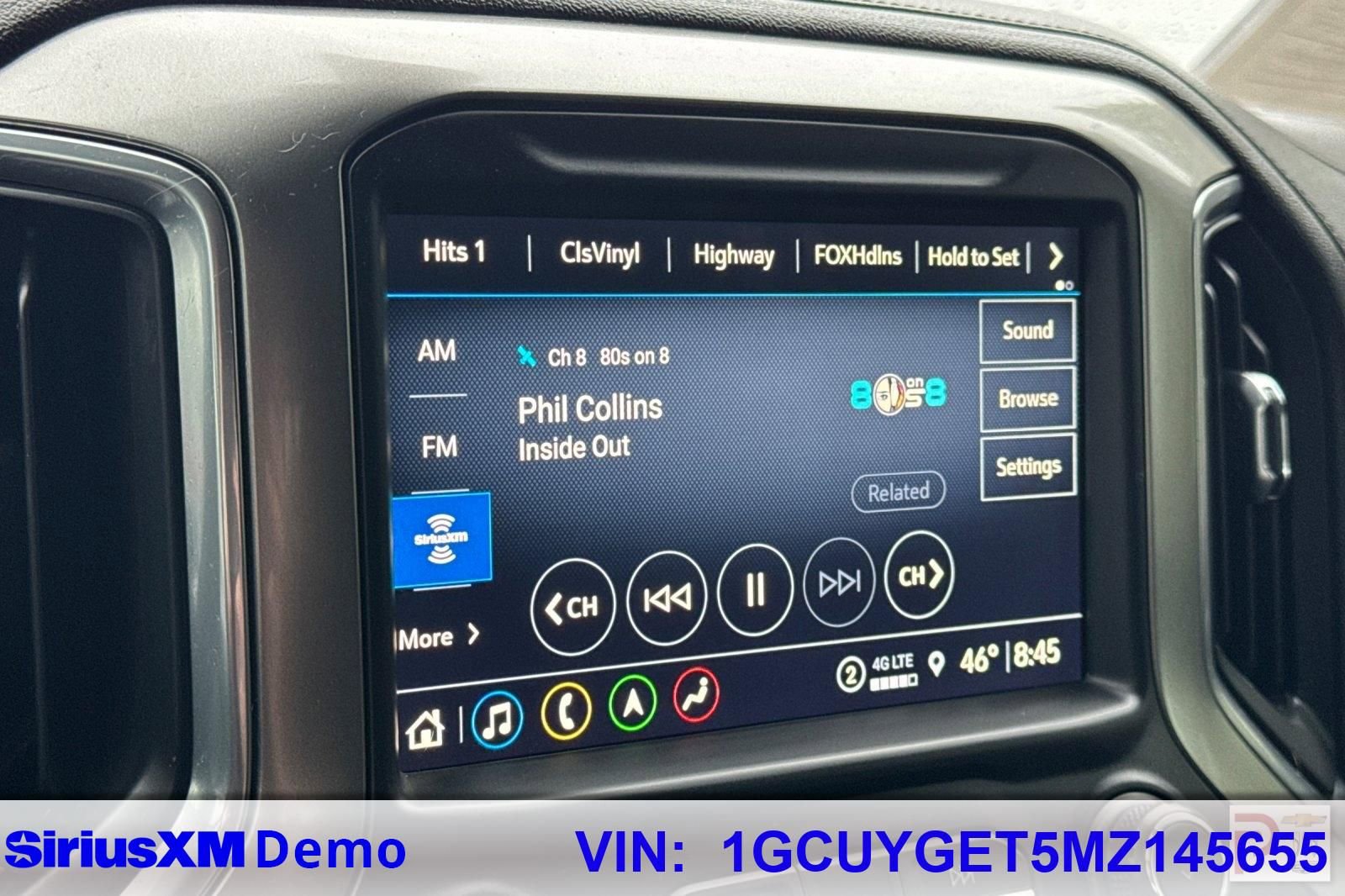 Used 2021 Chevrolet Silverado 1500 LTZ w/ Technology Package AWD/4WD image 34