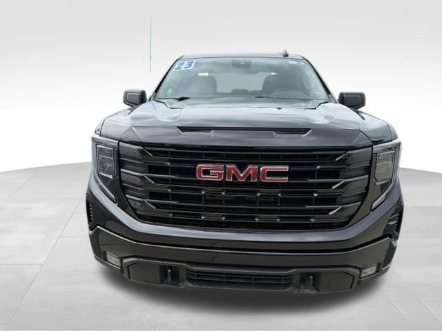 Used 2023 GMC Sierra 1500 Elevation AWD/4WD image 2