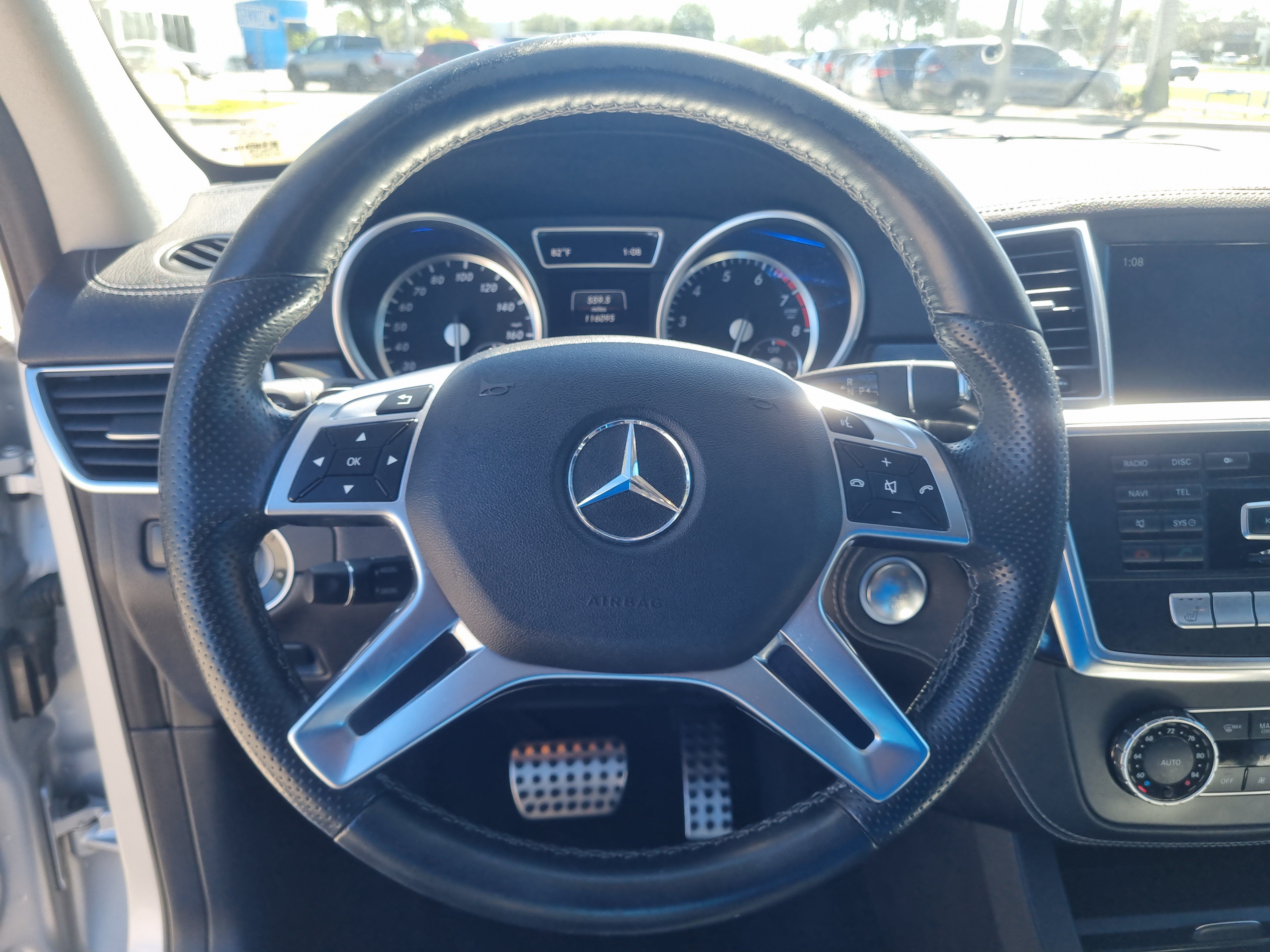 Used 2014 Mercedes-Benz ML 550 4MATIC image 27
