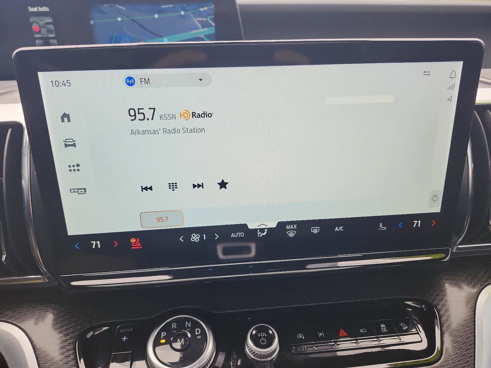 Used 2025 Ford Expedition Max Platinum w/ Stealth Appearance Package image 25