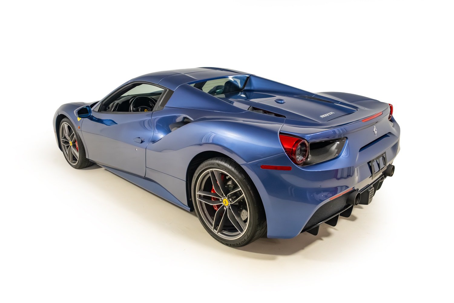 Certified 2019 Ferrari 488 Spider RWD image 4