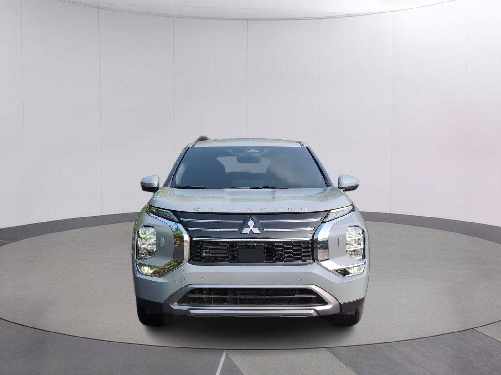 Used 2026 Mitsubishi Outlander SE AWD/4WD image 9