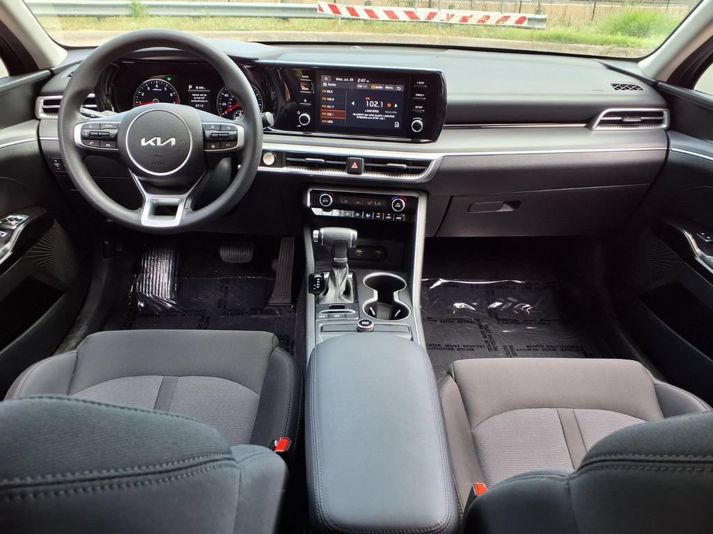 Used 2024 Kia K5 LXS FWD image 14