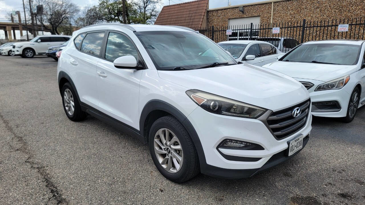 Used 2016 Hyundai Tucson SE w/ Option Group 02 image 2