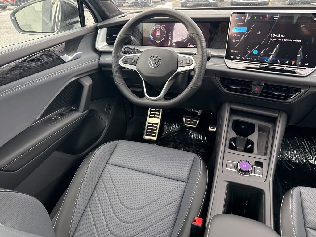 New 2026 Volkswagen Tiguan SE R-Line AWD/4WD image 10