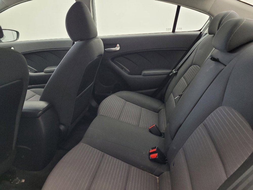 Used 2018 Kia Forte LX w/ LX Popular Package image 18