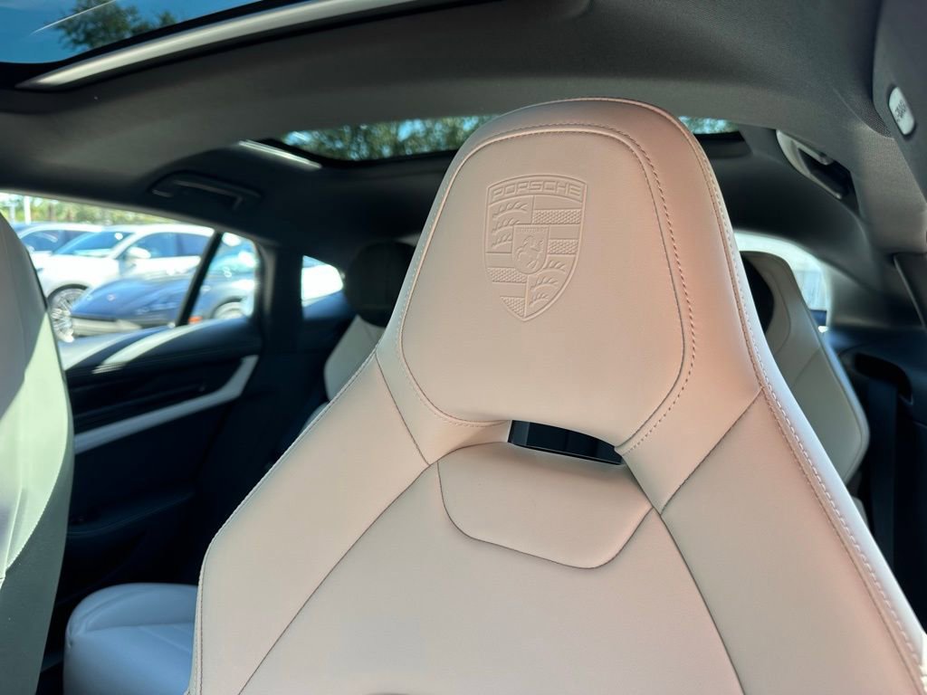 Used 2026 Porsche Panamera 4 AWD/4WD image 23