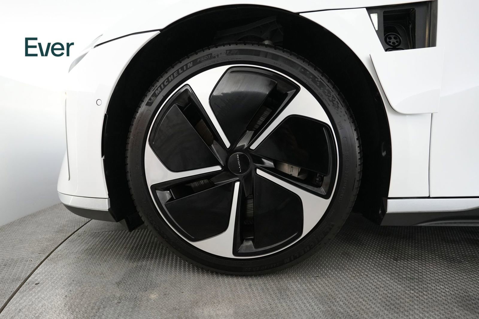 Used 2023 Lucid Air Pure AWD/4WD image 19