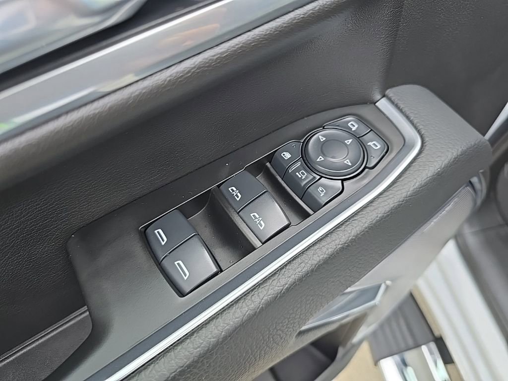 Used 2025 GMC Sierra 3500 Denali image 26