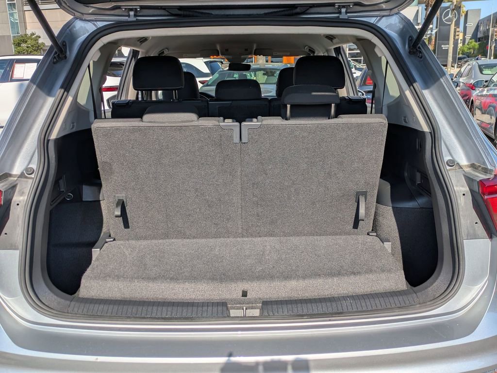 Used 2024 Volkswagen Tiguan S FWD image 26