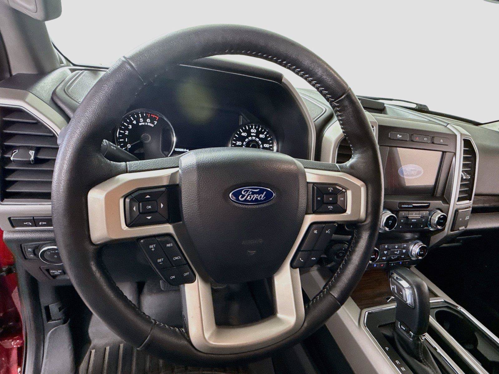 Used 2019 Ford F150 Lariat w/ Equipment Group 502A Luxury AWD/4WD image 5