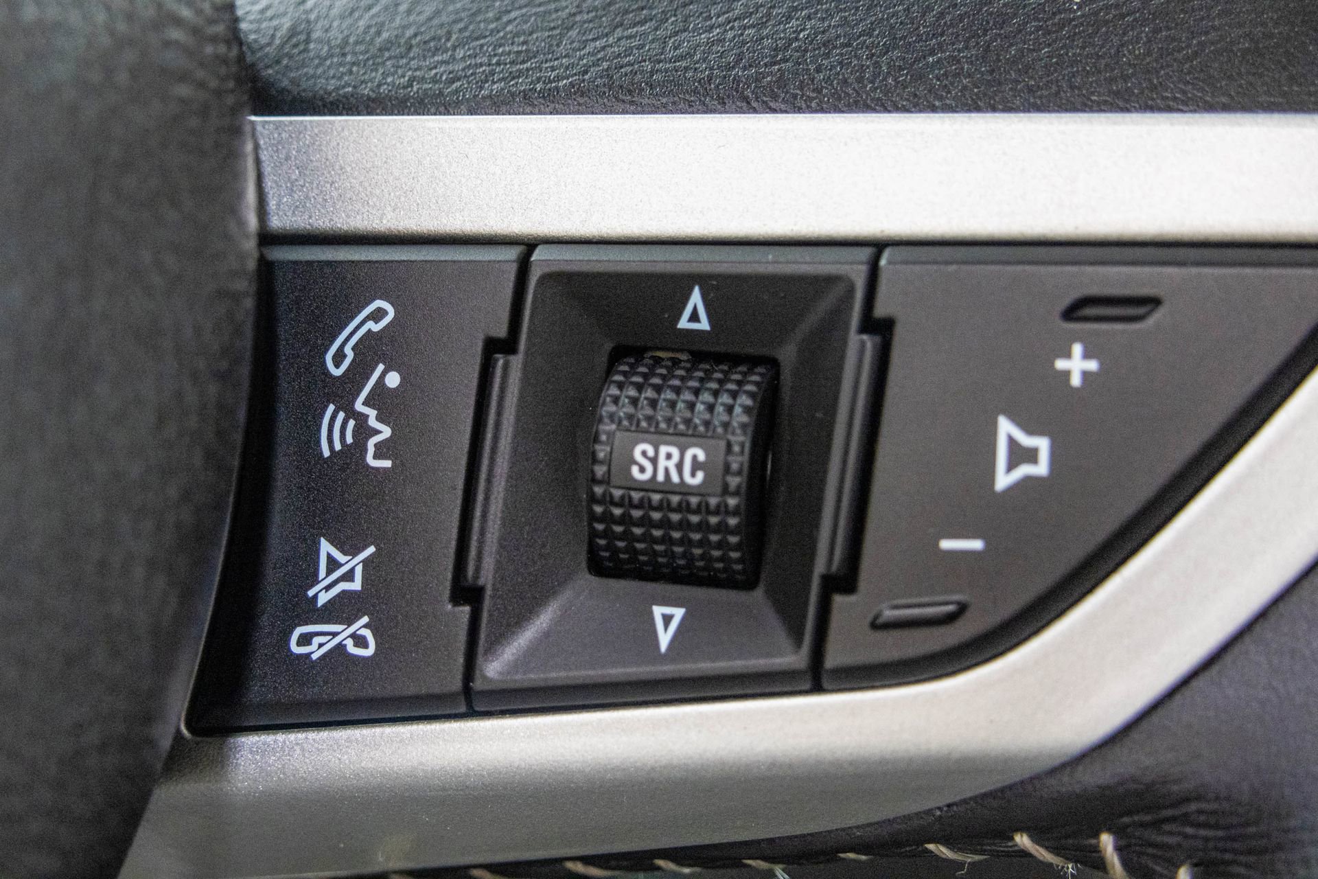 Used 2010 Chevrolet Camaro SS w/ RS Package image 32