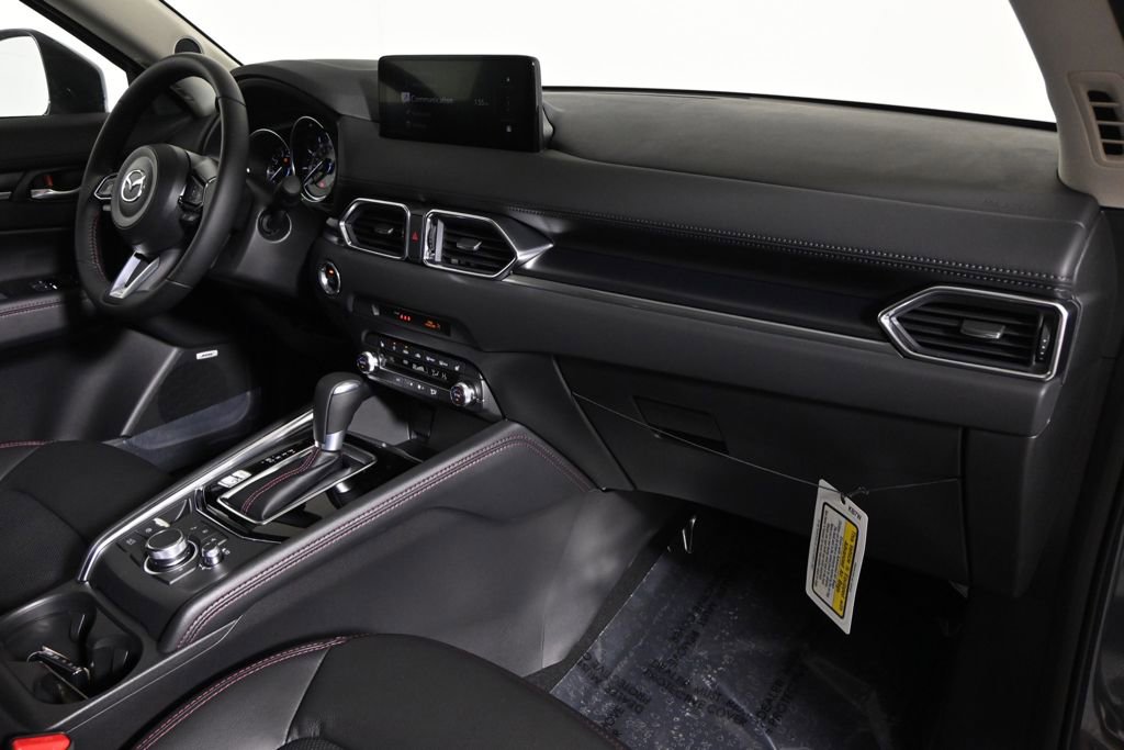 New 2025 MAZDA CX-5 Carbon Edition image 14