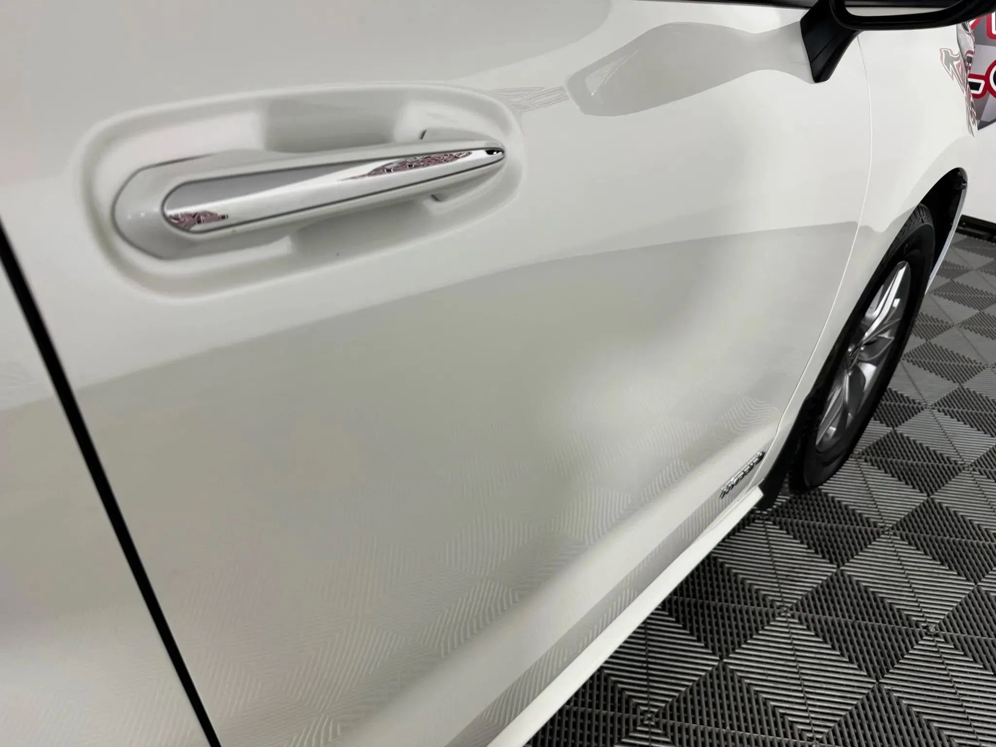 Used 2021 Toyota Sienna XLE image 30